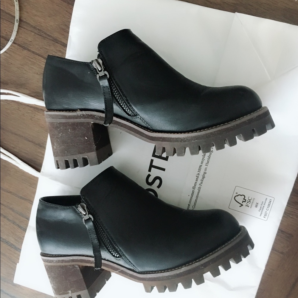 【Sold】Ankle boot - Picture 4 of 6